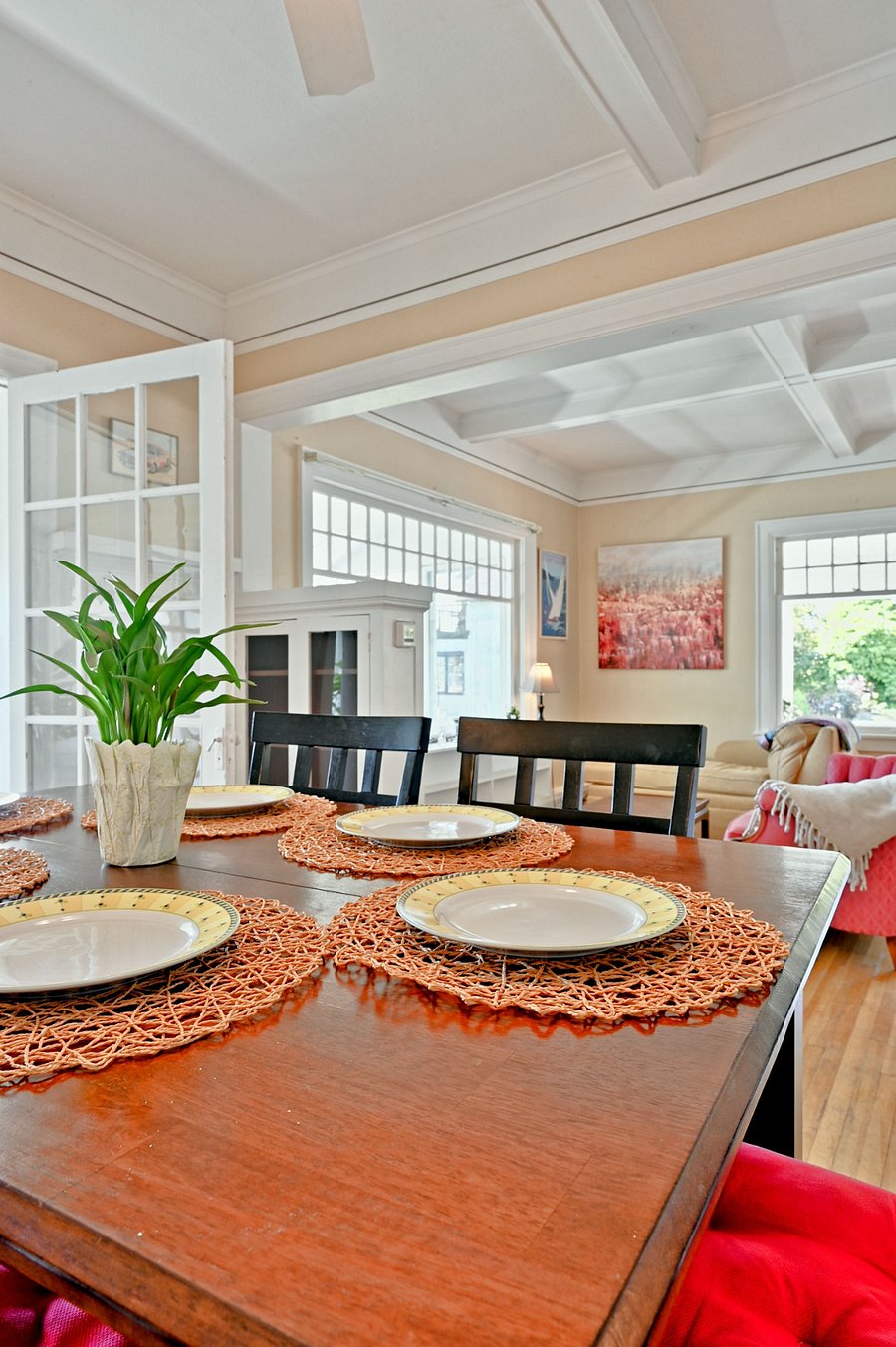 From dining room into living room