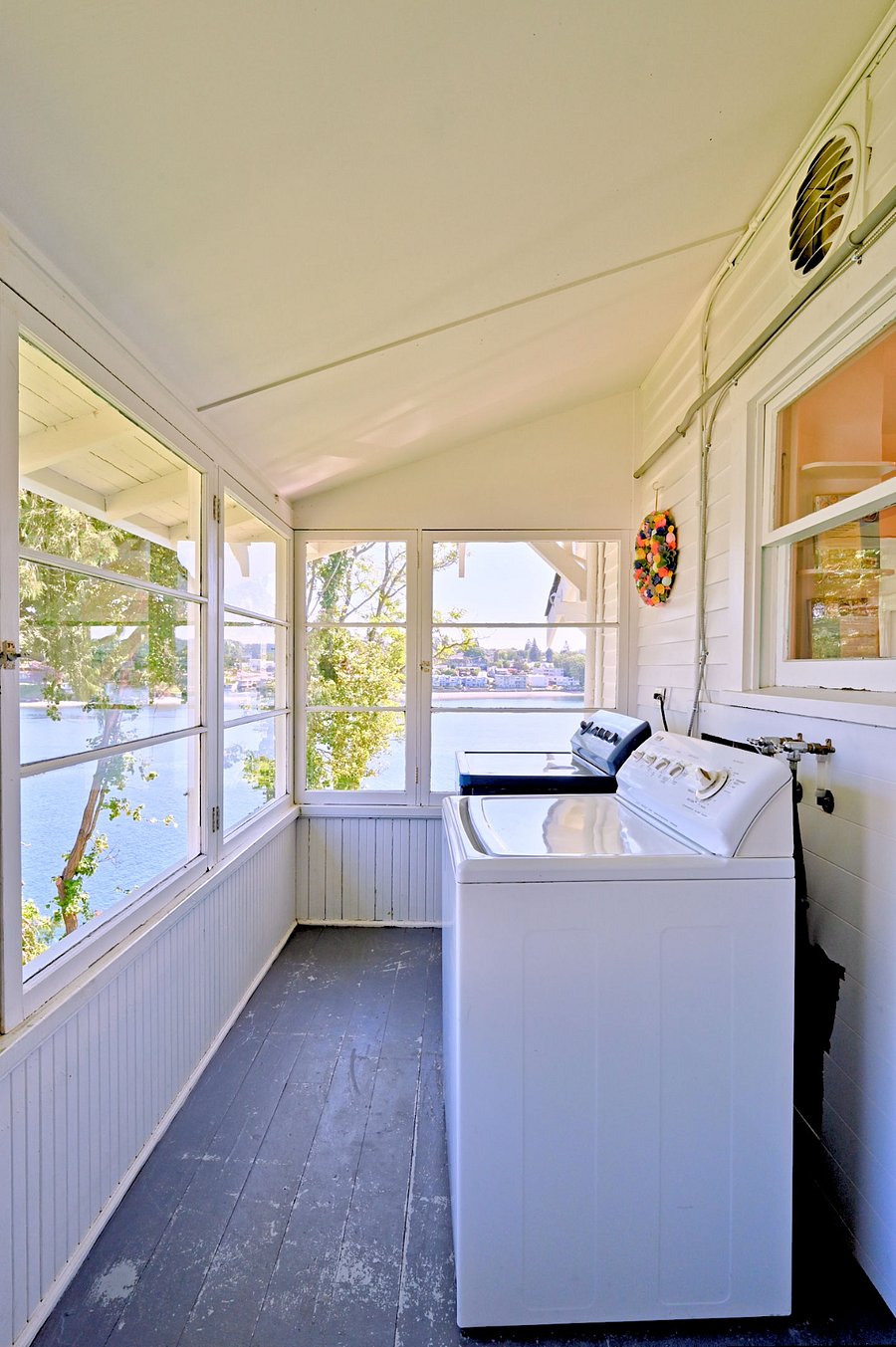Shared laundry porch