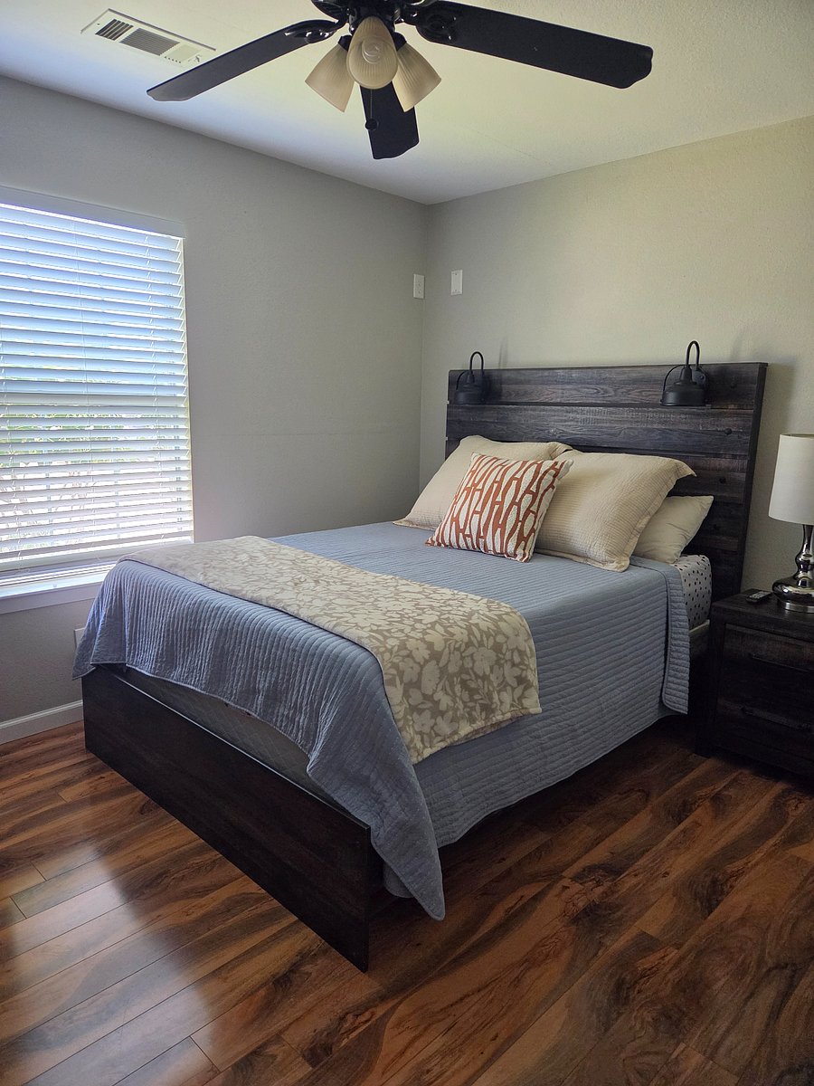 Furnished Finder property 1034454_1 photo 35