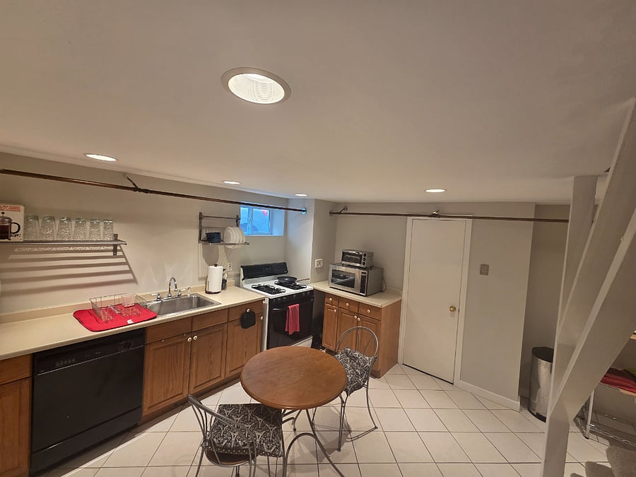 Furnished Finder property 1034456_1 photo 3