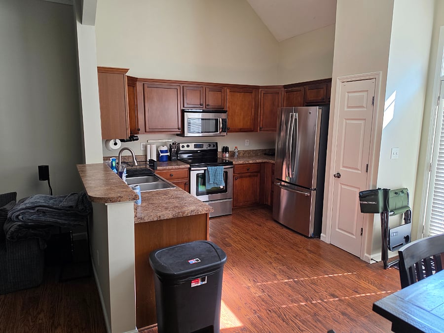 Furnished Finder property 1034458_1 photo 3