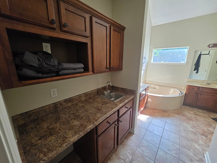 Furnished Finder property 1034458_1 photo 19