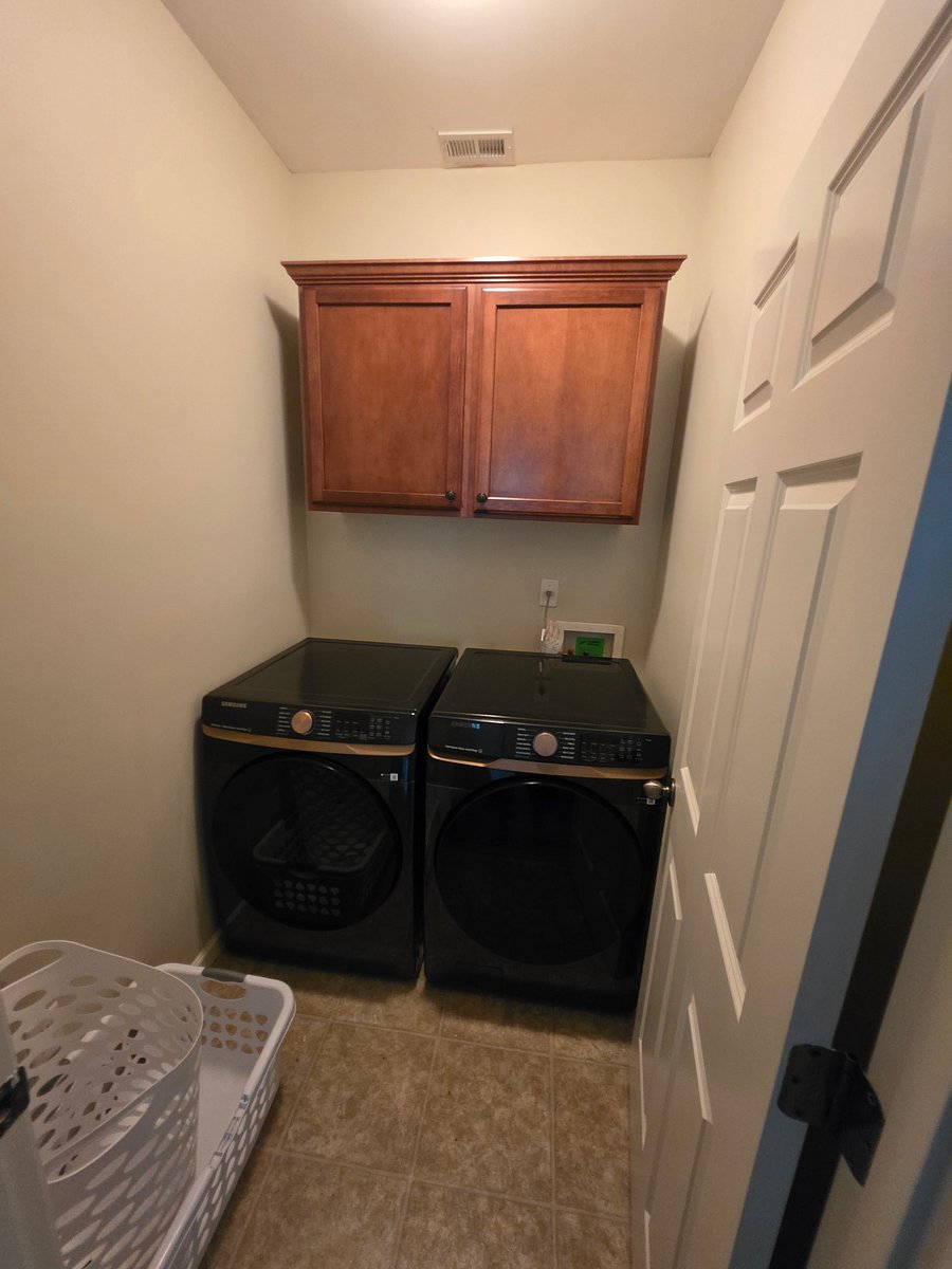Furnished Finder property 1034458_1 photo 37
