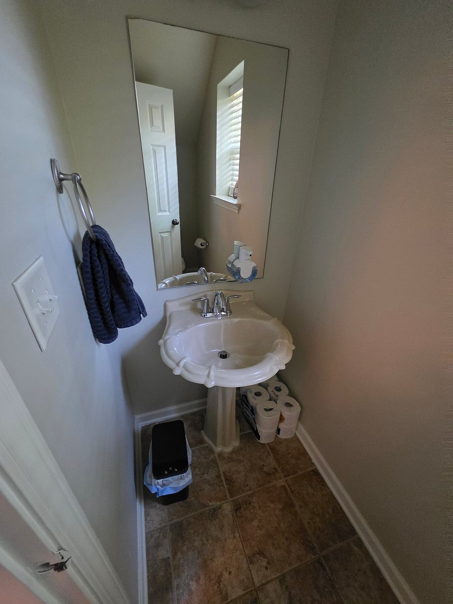 Furnished Finder property 1034458_1 photo 16