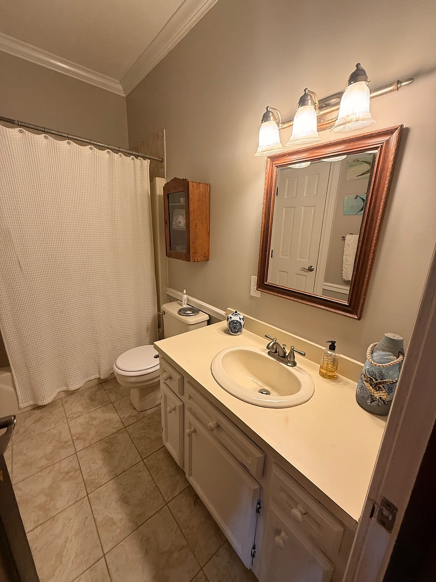 Furnished Finder property 1034471_1 photo 14