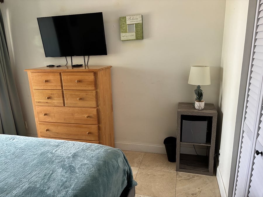 Second bedroom