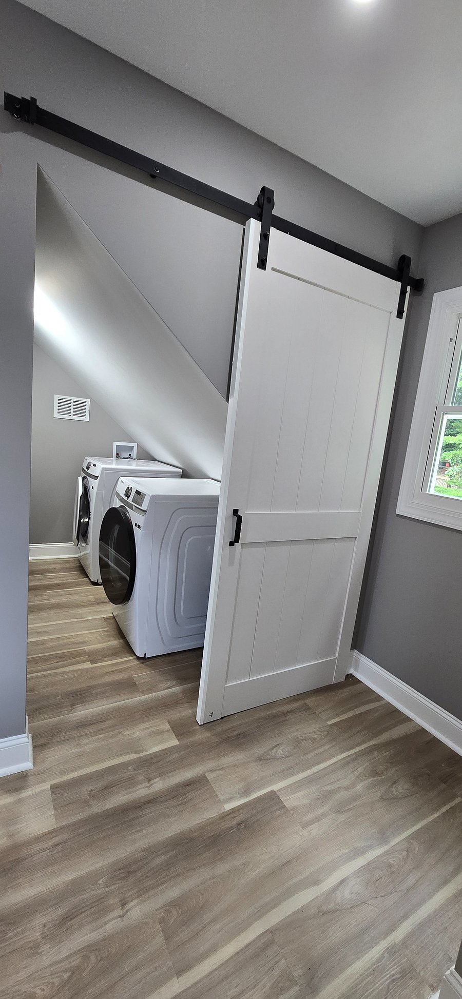 Furnished Finder property 1034560_1 photo 4