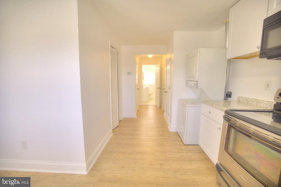 Furnished Finder property 1034561_1 photo 2