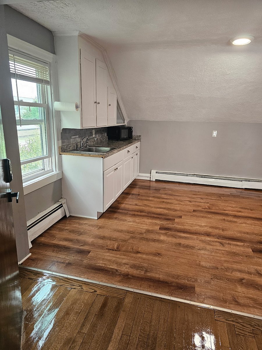 Furnished Finder property 1034563_1 photo 3