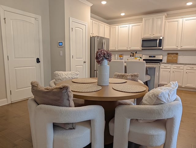 Furnished Finder property 1034577_1 photo 5