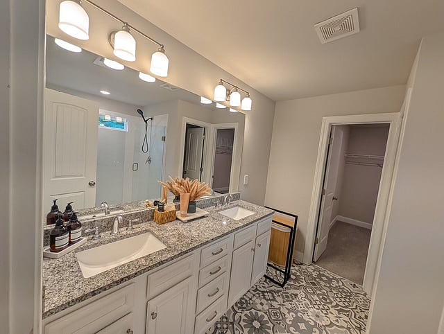 Furnished Finder property 1034577_1 photo 12