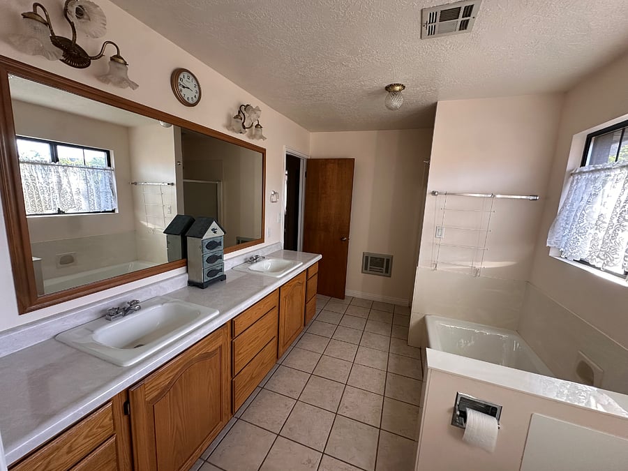 Furnished Finder property 1034580_1 photo 30