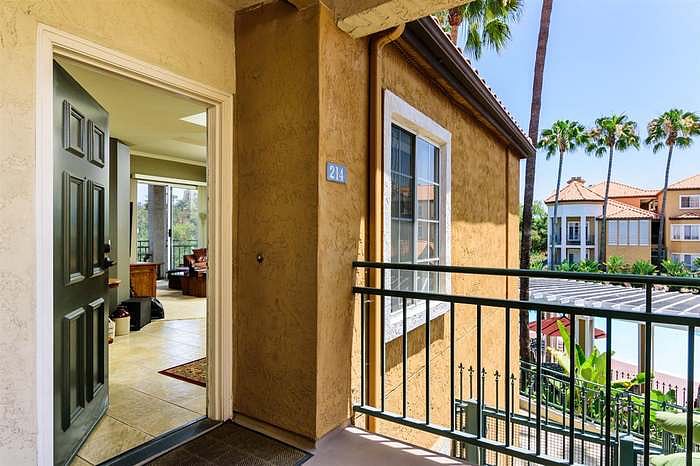 Furnished Finder property 1034585_1 photo 24