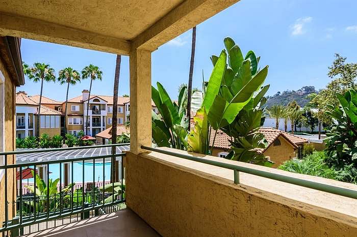 Furnished Finder property 1034585_1 photo 25