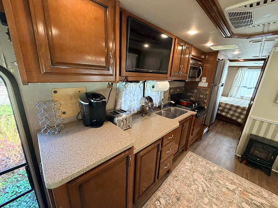 Furnished Finder property 1034600_1 photo 8