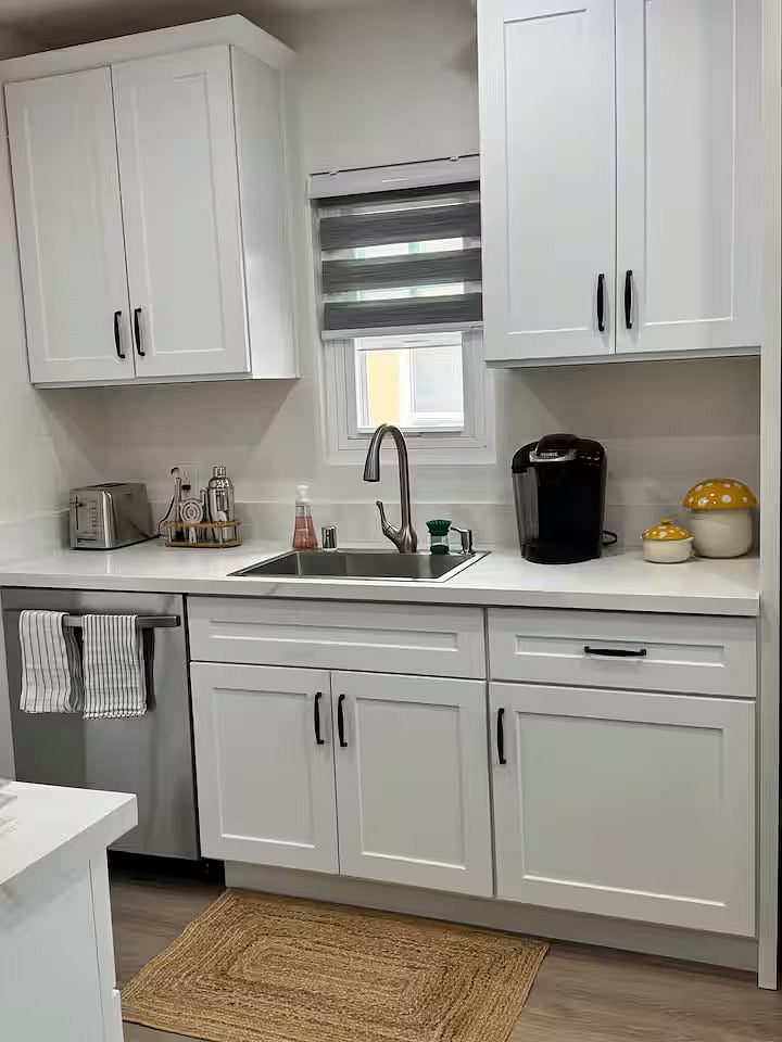 Furnished Finder property 1034602_1 photo 9