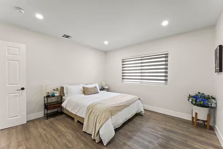 Furnished Finder property 1034602_1 photo 15