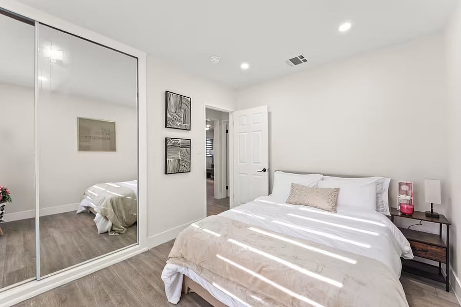 Furnished Finder property 1034602_1 photo 16