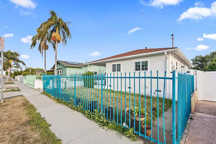 Furnished Finder property 1034602_1 photo 24