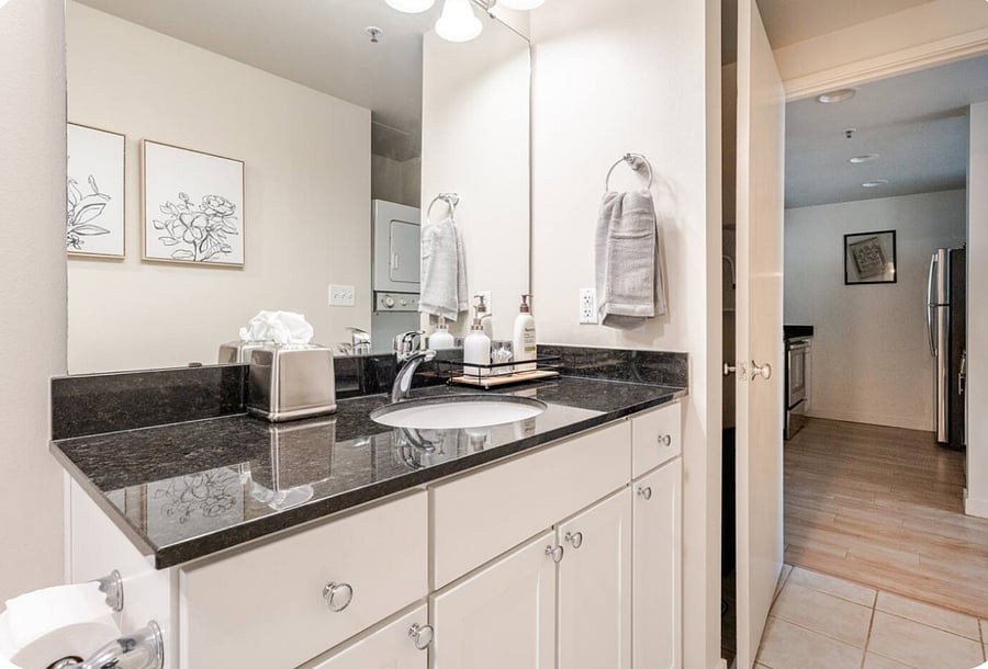 Furnished Finder property 1034607_1 photo 16