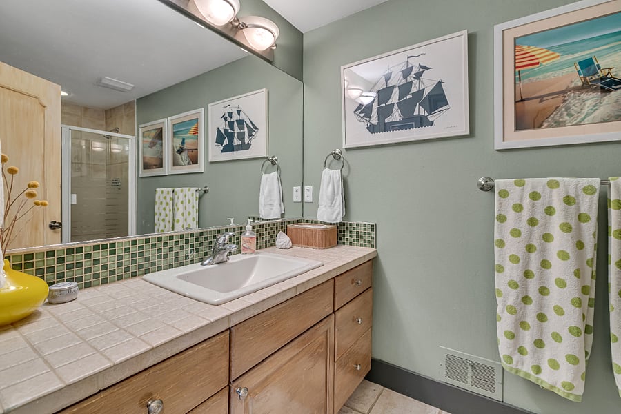 Furnished Finder property 1034608_1 photo 16