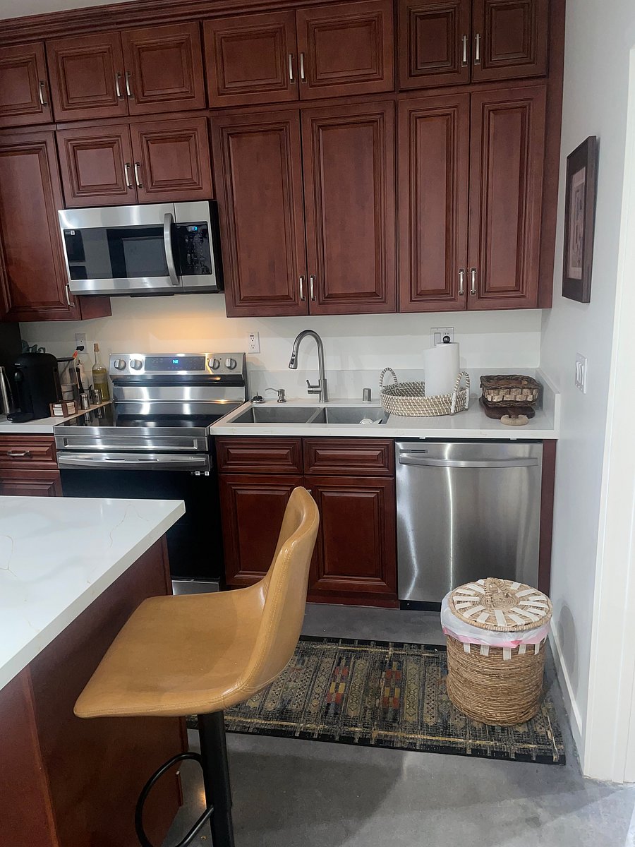 Furnished Finder property 1034611_1 photo 5