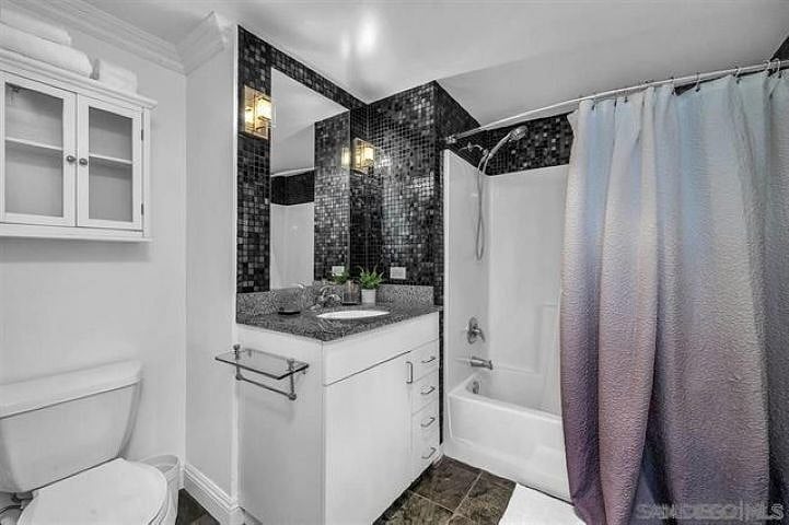 Furnished Finder property 1034613_1 photo 3