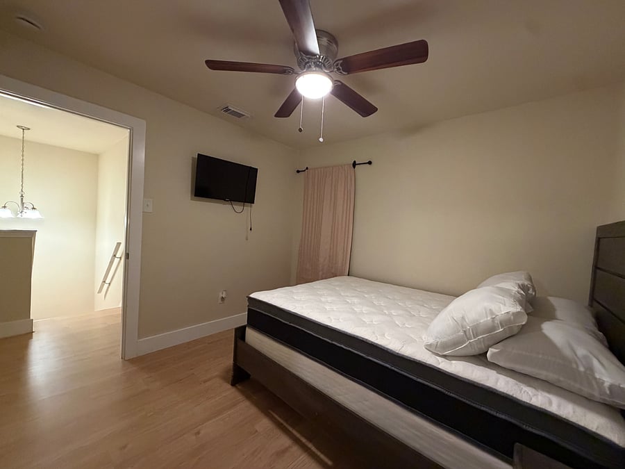 Furnished Finder property 1034616_1 photo 7