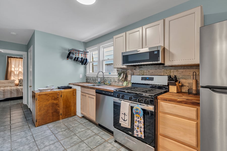 Furnished Finder property 1034620_1 photo 9