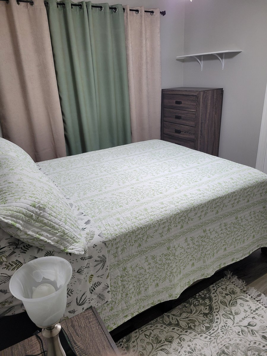 Furnished Finder property 1034621_1 photo 3