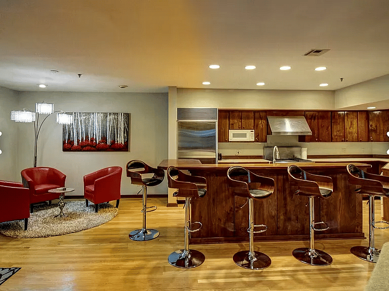 Furnished Finder property 1034628_1 photo 3