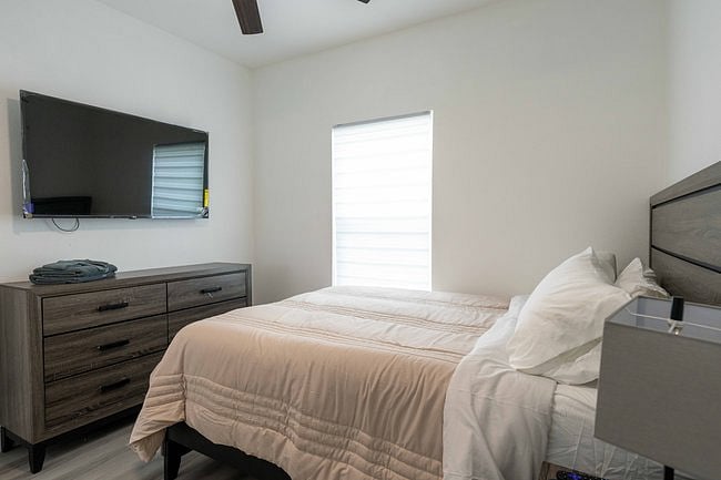 Furnished Finder property 1034630_1 photo 3