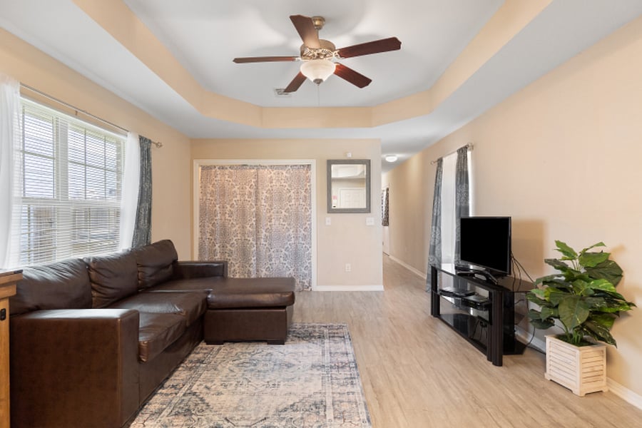Furnished Finder property 1034631_1 photo 12