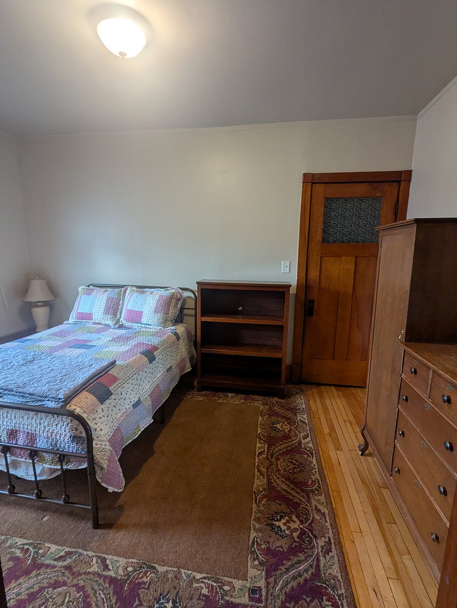 Furnished Finder property 1034671_1 photo 3