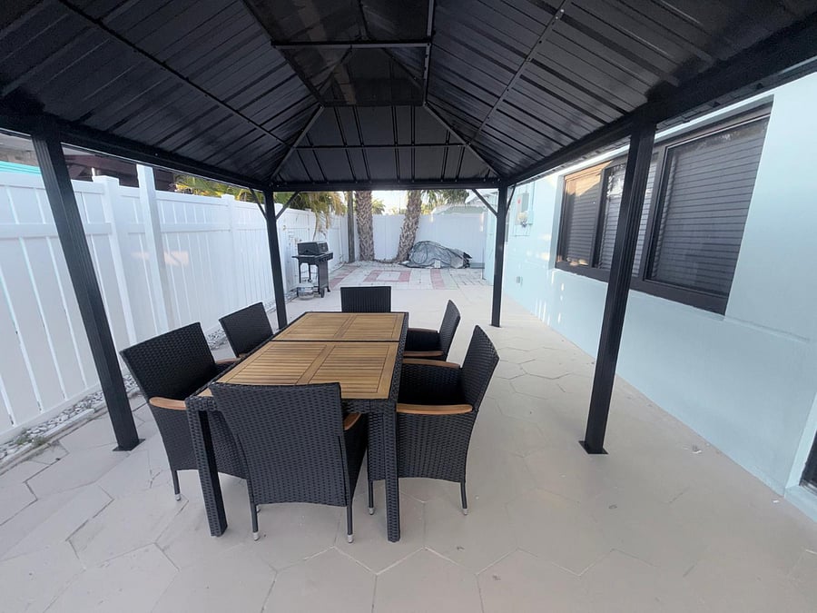 Furnished Finder property 1034689_1 photo 4