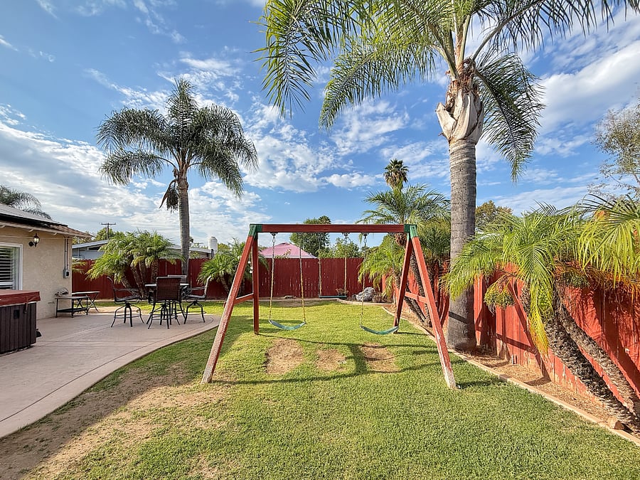 Furnished Finder property 1034704_1 photo 18