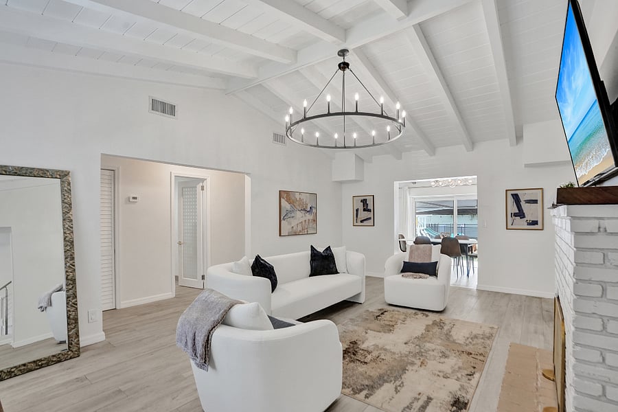 Furnished Finder property 1034713_1 photo 1