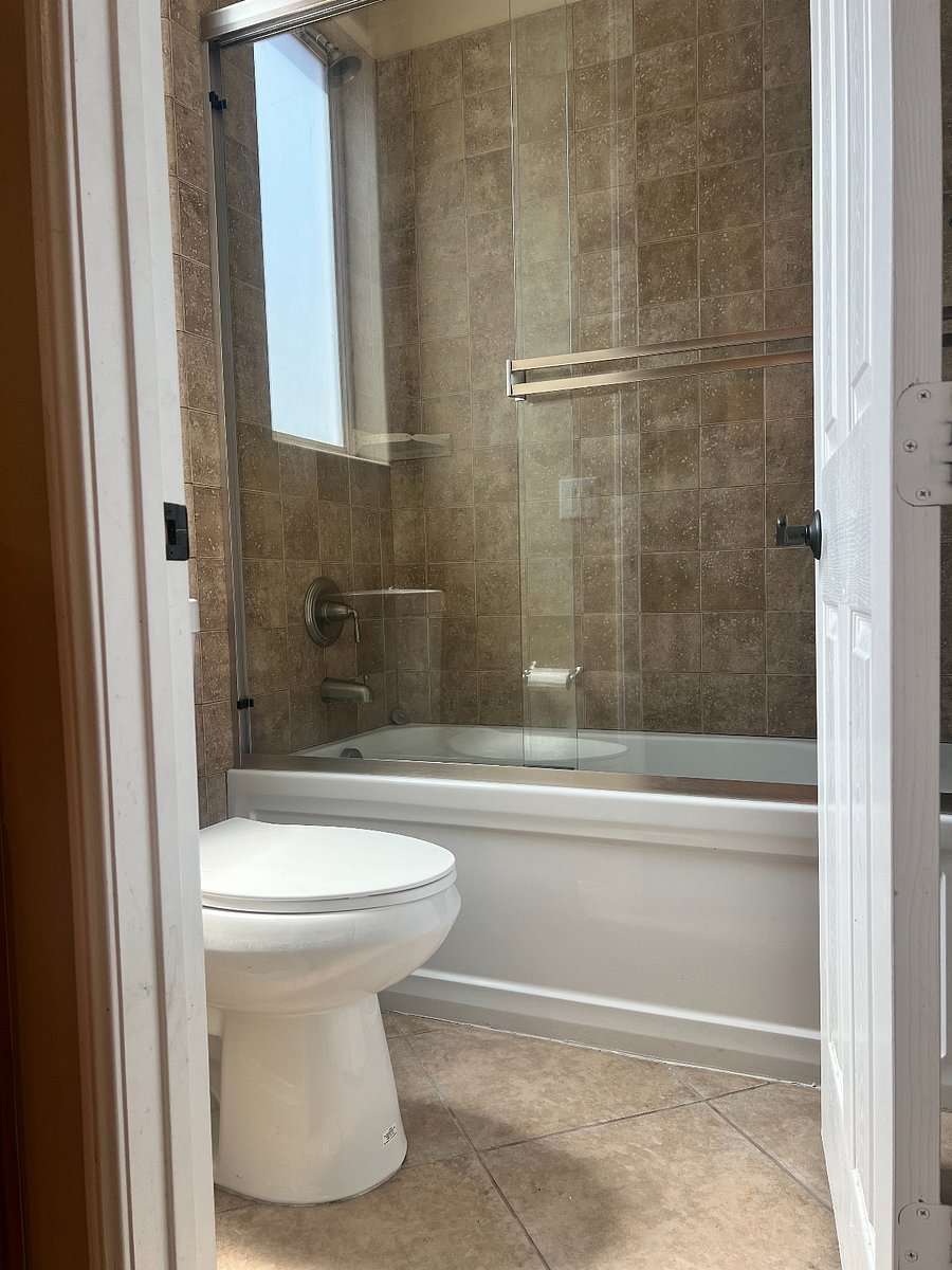 Furnished Finder property 1034718_1 photo 13