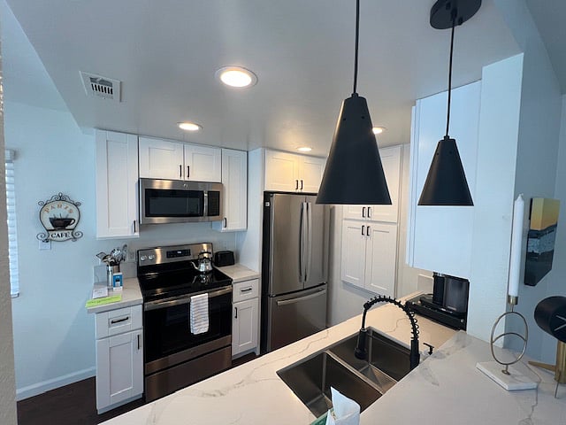 Furnished Finder property 1034735_1 photo 3