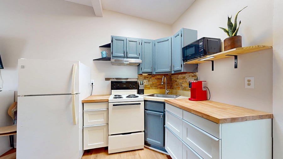 Furnished Finder property 1034737_1 photo 4