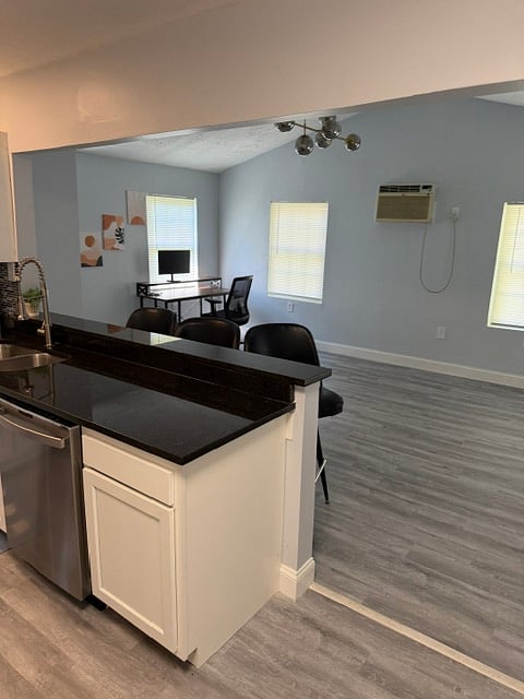 Furnished Finder property 1034741_1 photo 9