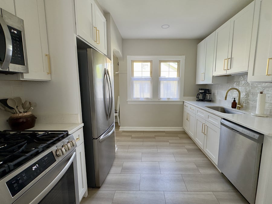 Furnished Finder property 1034749_1 photo 3
