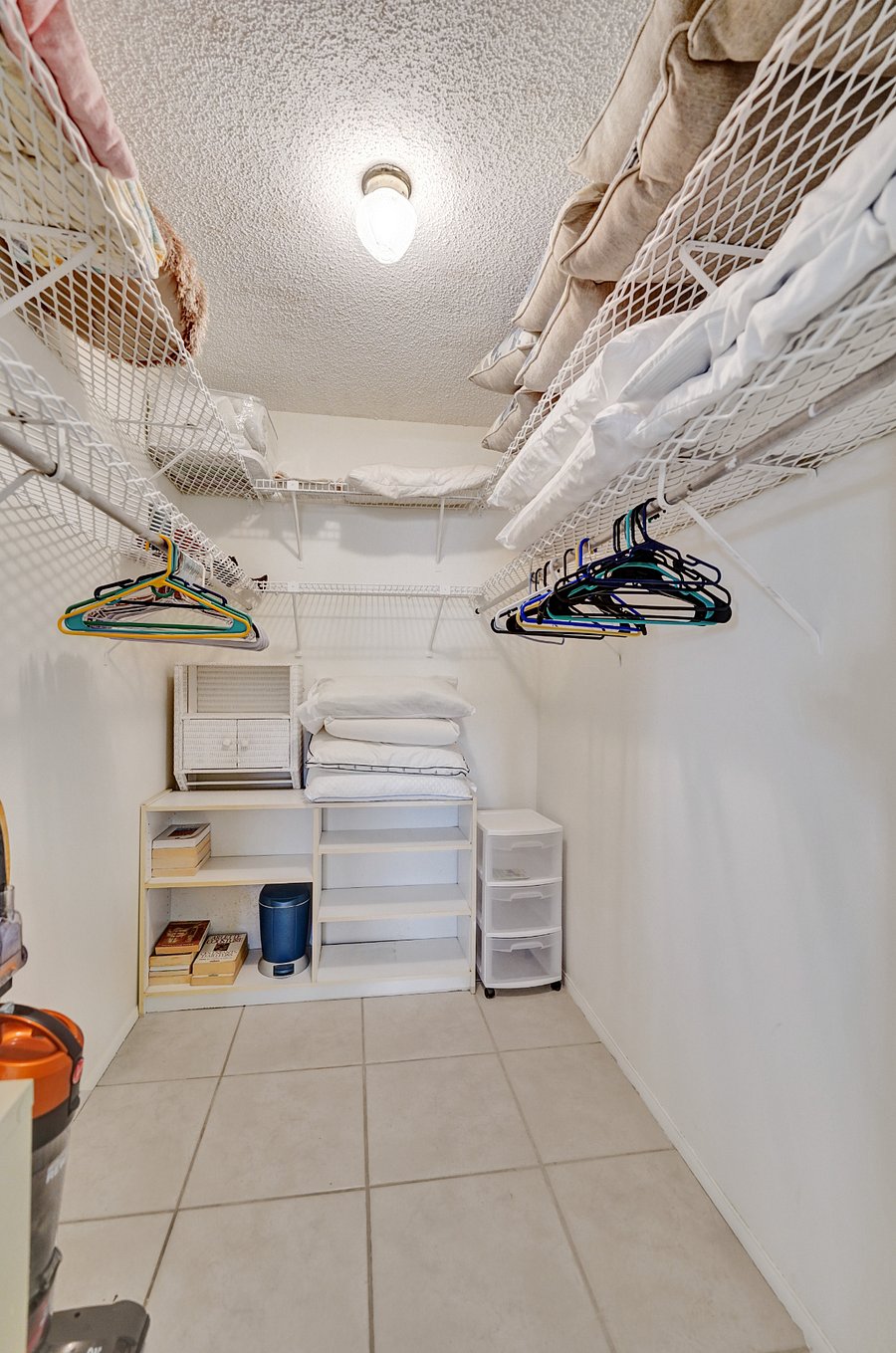 Furnished Finder property 1034776_1 photo 10