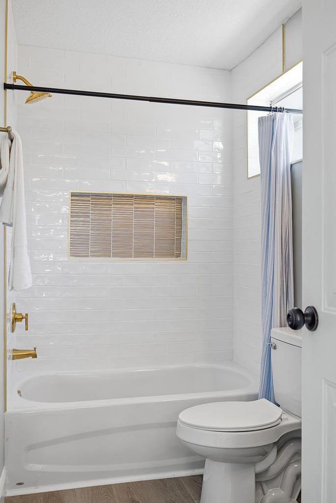 Furnished Finder property 1034780_1 photo 13