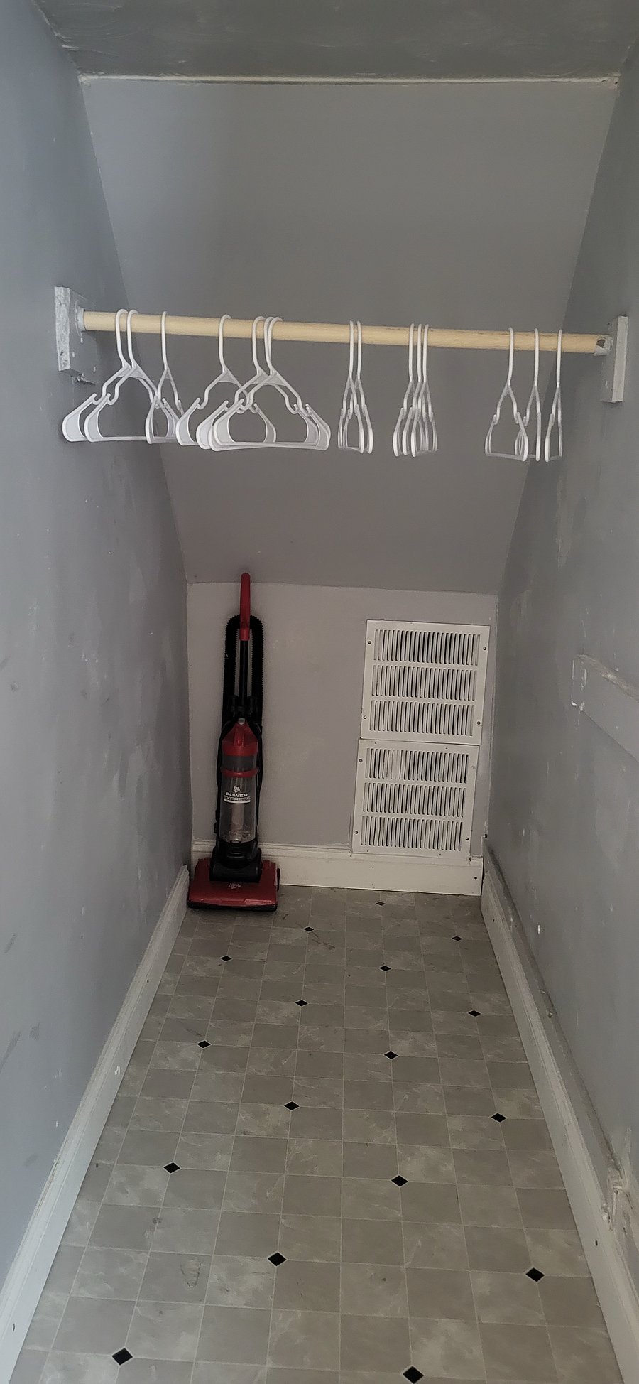 Furnished Finder property 1034781_1 photo 17