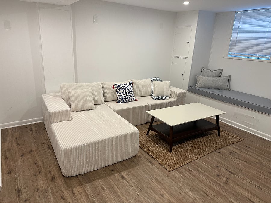 Basement/Optional third bedroom