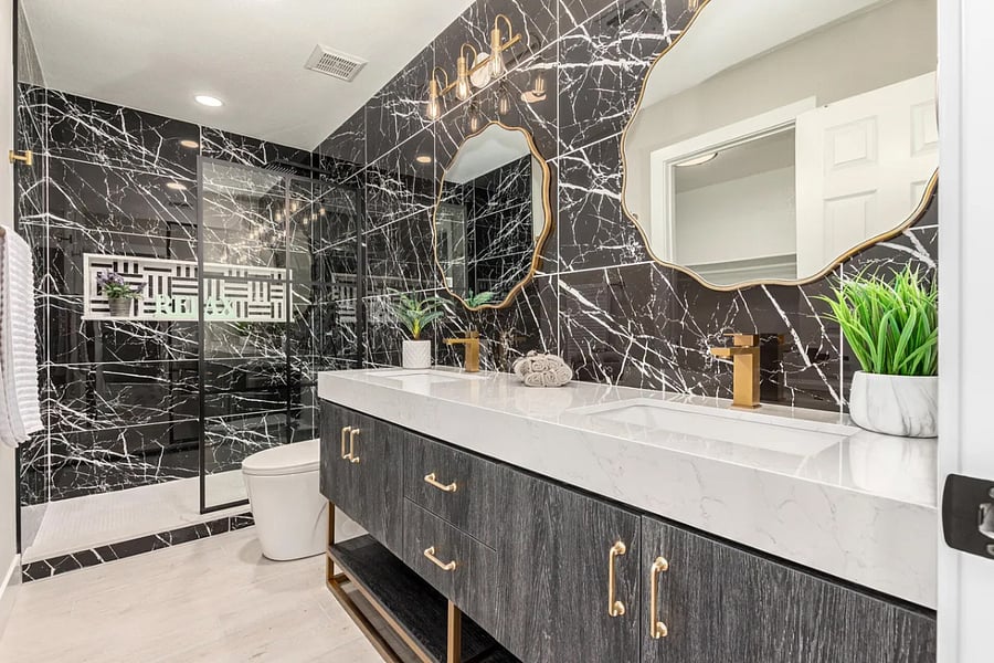 Private master bathroom