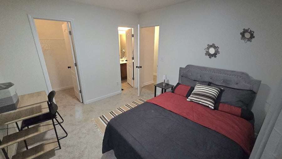 Furnished Finder property 1034797_1 photo 3