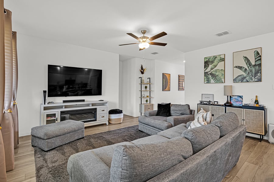 Furnished Finder property 1034807_1 photo 5