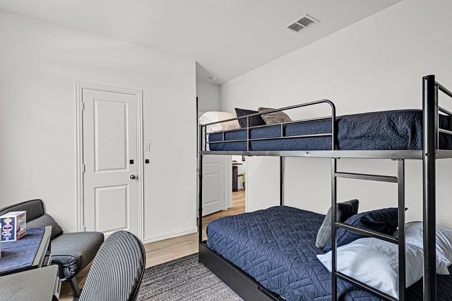 Furnished Finder property 1034807_1 photo 10
